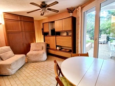 ✨ Studio cosy avec grand jardin privatif – Rare en plein centre de Saint-Aygulf !