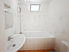 Idéal investisseur – Lumineux T1 bis de 49 m² – Bordeaux Capucins / Victoire