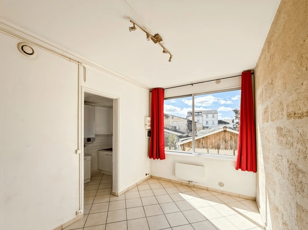 Idéal investisseur – Lumineux T1 bis de 48 m² – Bordeaux Capucins / Victoire