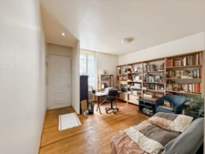 Appartement T3 de 102m2 - Terrasse ensoleillée de 45m2 - Proximité immédiate Lycée Magendie