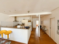 Appartement T3 de 102m2 - Terrasse ensoleillée de 45m2 - Proximité immédiate Lycée Magendie