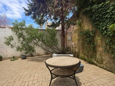 Appartement T3 de 102m2 - Terrasse ensoleillée de 45m2 - Proximité immédiate Lycée Magendie