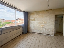 Idéal investisseur – Lumineux T1 bis de 49 m² – Bordeaux Capucins / Victoire