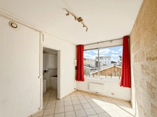 Idéal investisseur – Lumineux T1 bis de 48 m² – Bordeaux Capucins / Victoire