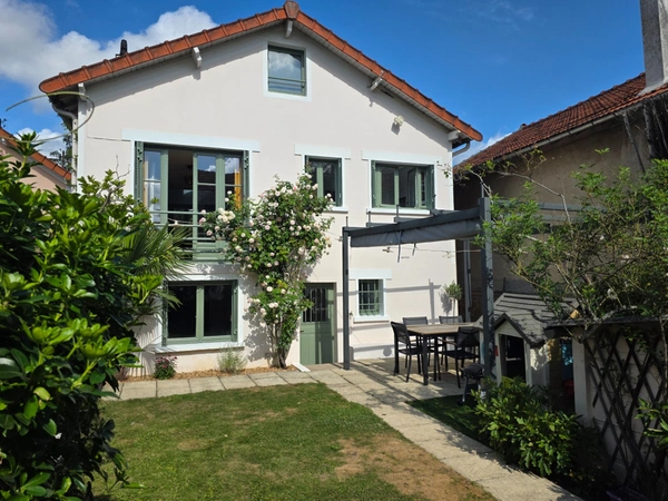 Maison à vendre 5 pièces LA CELLE SAINT CLOUD (78)