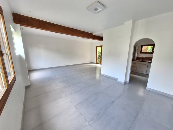 Dpt Yvelines (78), à vendre LA CELLE SAINT CLOUD maison P5   