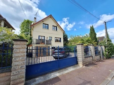 Dpt Yvelines (78), à vendre LA CELLE SAINT CLOUD maison P5   