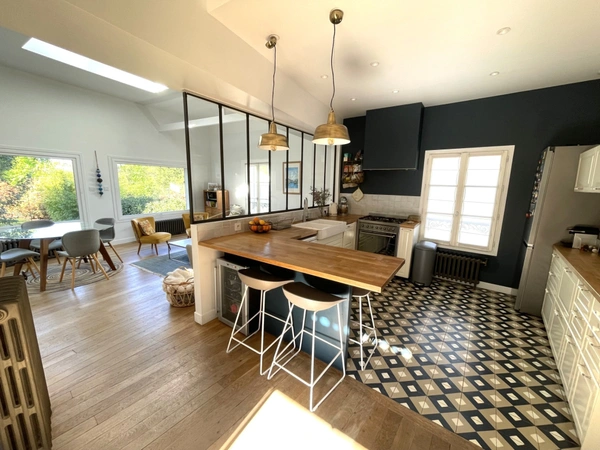Maison à vendre 5 pièces LA CELLE SAINT CLOUD (78)