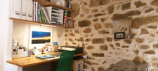 Maison en pierre de caractère au pied de la Sainte-Victoire : 3 chambres, terrasse, solarium – Provence, Bouches-du-Rhône.
