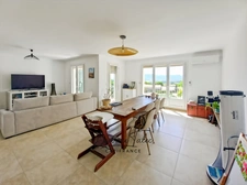 Stunning Fully Renovated 110 m² Apartment | Breathtaking Sainte-Victoire & Mont Aurélien Views | Private Garden & Parking