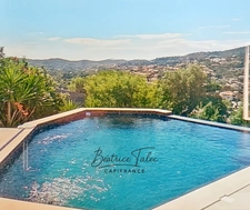 Villa contemporaine récente d’exception – Piscine à débordement, vue panoramique, calme et proximité du port, des p6lages – VAR Le Lavandou, quartier résidentiel prisé