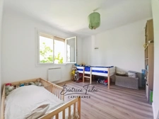Stunning Fully Renovated 110 m² Apartment | Breathtaking Sainte-Victoire & Mont Aurélien Views | Private Garden & Parking