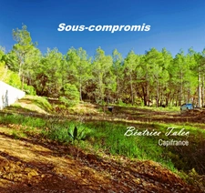 Beau terrain constructible avec importante emprise au sol quartier résidentiel, calme à 5 minutes du centre de Pourrières, 20 minutes d'Aix-en-Provence