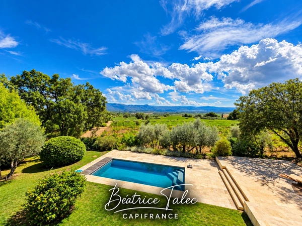 Maison 4 pièces, piscine, vue sur les vignes, Puyloubier, Provence, Montagne Sainte-Victoire, Bouches-du-Rhône, 