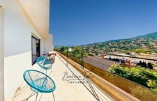 Villa contemporaine récente d’exception – Piscine à débordement, vue panoramique, calme et proximité du port, des p6lages – VAR Le Lavandou, quartier résidentiel prisé