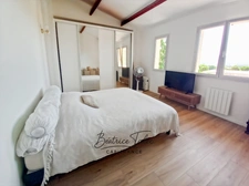 Stunning Fully Renovated 110 m² Apartment | Breathtaking Sainte-Victoire & Mont Aurélien Views | Private Garden & Parking