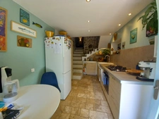 Maison en pierre de caractère au pied de la Sainte-Victoire : 3 chambres, terrasse, solarium – Provence, Bouches-du-Rhône.