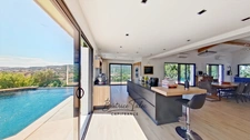 Villa contemporaine récente d’exception – Piscine à débordement, vue panoramique, calme et proximité du port, des p6lages – VAR Le Lavandou, quartier résidentiel prisé