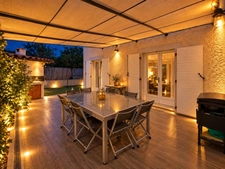 Maison récente – 98 m² – 3 chambres + grand bureau – Terrasse & jardin – DPEB 10 minutes d'aix-en-provence. Quartier calme et recherché au pied de la Sainte-Victoi6re. Bouches du Rhône.