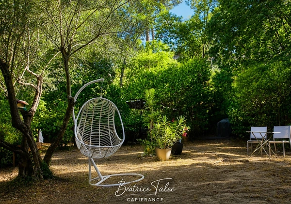 Comme une maison ! Appartement 4 pièces, contemporain avec jardin privatif de 530 m², parking, Aix-en-Provence, Résidence,