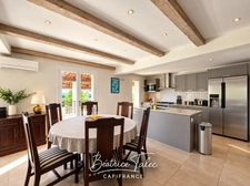 Maison 4 pièces, piscine, vue sur les vignes, Puyloubier, Provence, Montagne Sainte-Victoire, Bouches-du-Rhône, 