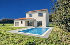 OPPORTUNITE– POURRIÈRES CENTRE (10 minutes de Trets) – TERRAIN PLAT LIBRE CONSTRUCTEUR – (83) VAR Provence