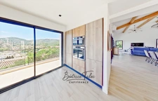 Villa contemporaine récente d’exception – Piscine à débordement, vue panoramique, calme et proximité du port, des p6lages – VAR Le Lavandou, quartier résidentiel prisé