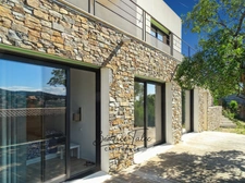 Villa contemporaine récente d’exception – Piscine à débordement, vue panoramique, calme et proximité du port, des p6lages – VAR Le Lavandou, quartier résidentiel prisé