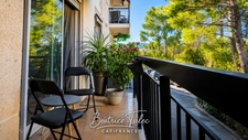 Comme une maison ! Appartement 4 pièces, contemporain avec jardin privatif de 530 m², 3 places parking, Aix-en-Provence, Résidence,