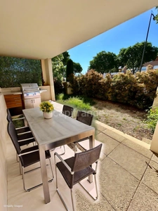 Apartment for sale, 2 rooms, terrace, large garden, closed garage and outdoor parking space, Château Gombert (13)