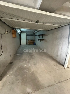 Apartment for sale, 2 rooms, terrace, large garden, closed garage and outdoor parking space, Château Gombert (13)