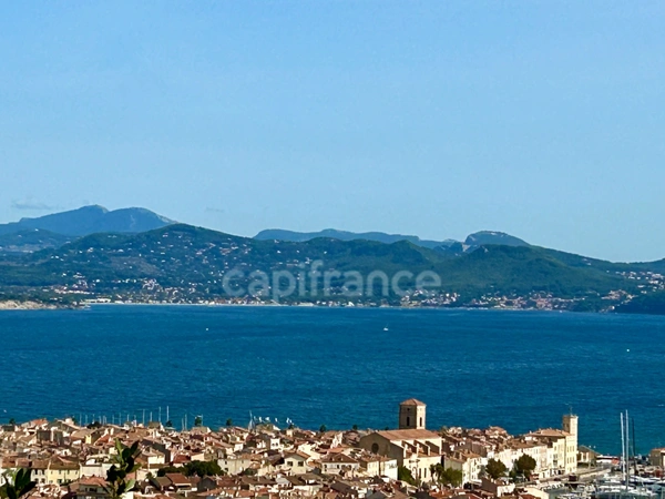 La Ciotat (13) – Villa contemporaine neuve de type 3 avec vue mer panoramique