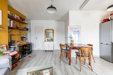 Appartement dernier étage, 2 pièces, Eglise des Batignolles