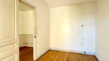 Appartement 2 pièces rue Championnet à rénover