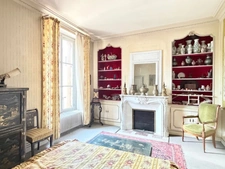 Charming property complex with a 1,500 m² garden in the heart of Meaux