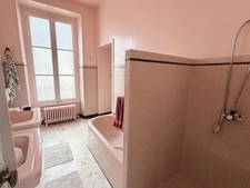 Charming property complex with a 1,500 m² garden in the heart of Meaux