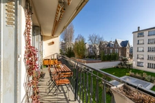 Appartement familial lumineux avec balcon à 3 minutes du RER A Fontenay-sous-Bois