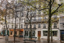 Appartement dernier étage, 2 pièces, Eglise des Batignolles