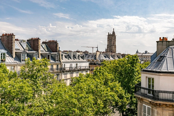 3 pièces dernier étage Sebastopol les Halles
