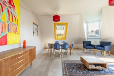 3-room apartment on the top floor of the Sebastopol les Halles building