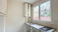 2 pièces PARIS 11 rue Camille Crespin du Gast