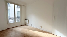 2 pièces PARIS 11 rue Camille Crespin du Gast