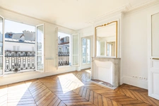 Appartement de standing, 4 pièces, église des Batignolles