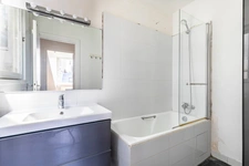 3-room apartment on the top floor of the Sebastopol les Halles building