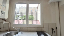 2 pièces PARIS 11 rue Camille Crespin du Gast