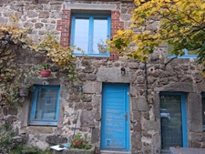 Sérénité et authenticité à l’entrée d’un hameau : un bien plein de potentiel SAINT DIDIER EN VELAY (43)