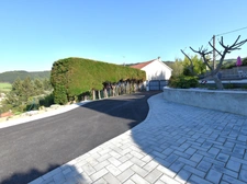  Élégante propriété avec piscine sur les hauteurs de Firminy, limite Saint-Ferréol-d’Auroure, 201 m² + annexe, terrain paysager de 1 950 m².