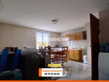 Exclusivité Maison 5 pièces, 3 chambres, vue dégagée, proche commodités Saint-Didier-en-Velay (43)
