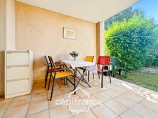GROUND FLOOR apartment, Lac residence, 31 m2, open bedroom, large shower room, storage, shared cellar. 