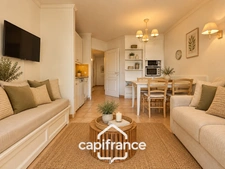 appartement REZ de JARDIN,résidence du lac, 31 m2, chambre ouverte, grande salle de douche rénovée , rangements, cave collective. 